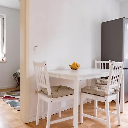 West48 Gemuetliches -blick Auf Blauen Duisburg