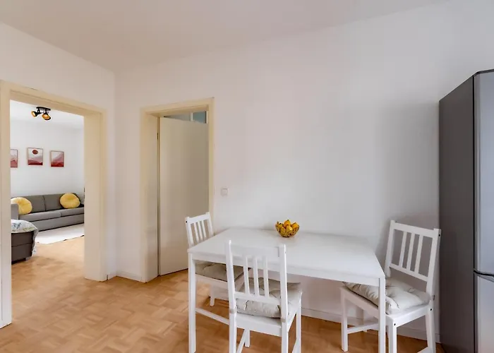 West48 Gemuetliches -blick Auf Blauen Duisburg